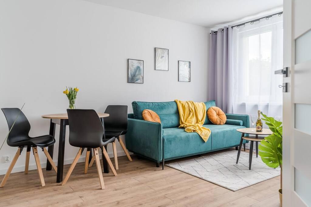 Uroczy Apartament 2 Pokoje - 10 Min Do Morza! Гданьск Экстерьер фото